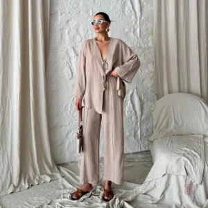 Ensemble Kimono idéal pour les journées ensoleillées