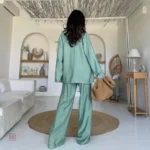 Vêtement de nuit bleu, style et confort réunis