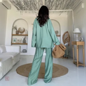 Vêtement de nuit bleu, style et confort réunis