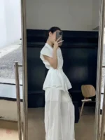 Kimono en coton léger, couleur blanche, style élégant et décontracté