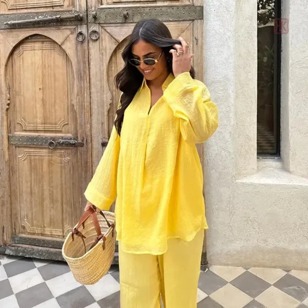 Kimono aérien couleur jaune pour la saison chaude