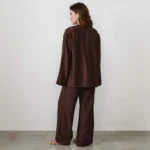 Pyjama kimono élégant pour moments de détente à la maison
