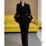 Vêtement Kimono Noir Chic et Confortable