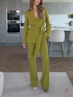 Kimono élégant vert avec pantalon assorti