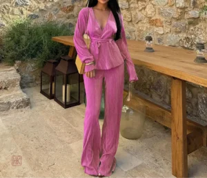 Kimono rose léger parfait pour une tenue décontractée