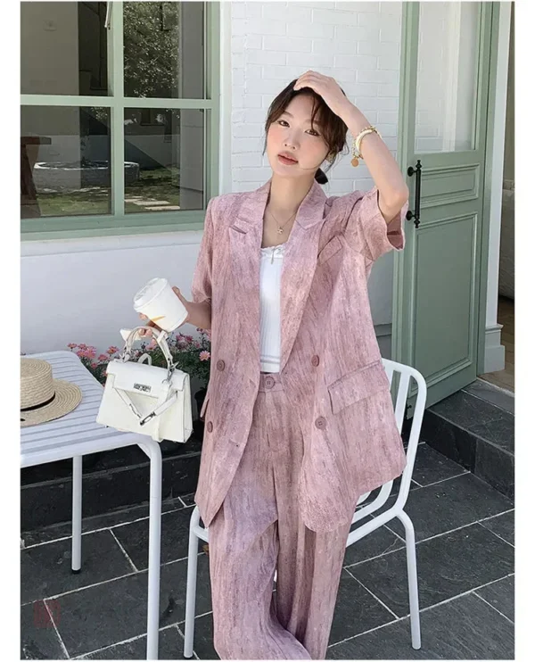 Vêtement kimono rose, idéal pour l'été