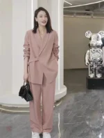Kimono chic rose pour des occasions spéciales