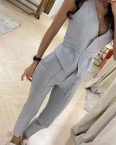 Kimono léger gris clair, style moderne et chic