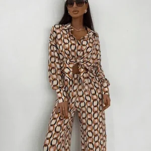 Ensemble Kimono à Motifs Géométriques