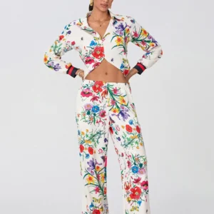 Kimono Vintage avec motifs floraux délicats