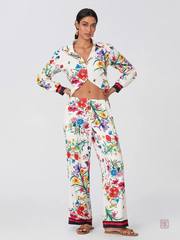Kimono Vintage avec motifs floraux délicats
