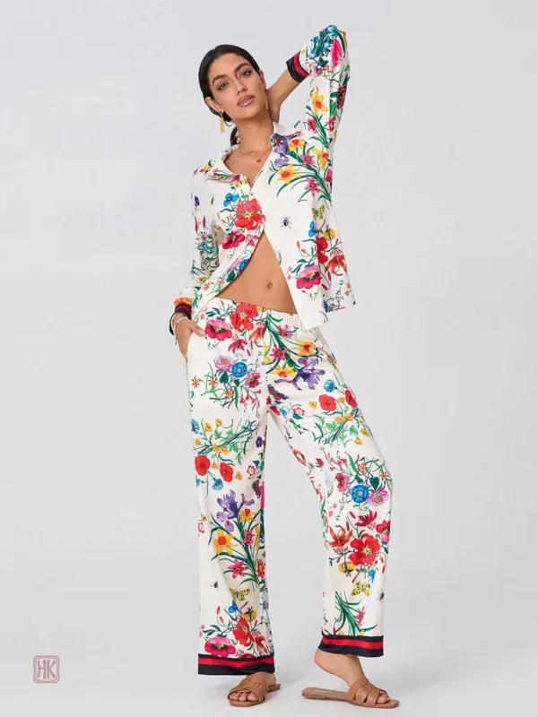 Ensemble Kimono aux couleurs blanches et florales