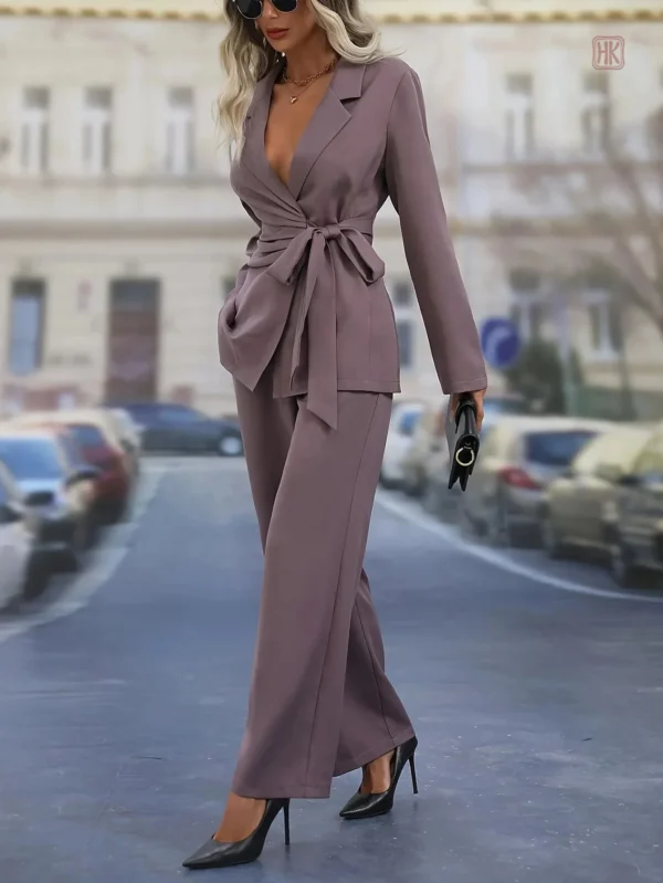 Kimono violet élégant, parfait pour les occasions spéciales