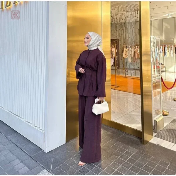 Kimono violet uni, parfait pour une tenue estivale chic