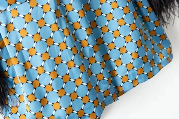 Pyjama à motifs plumes pour le soir