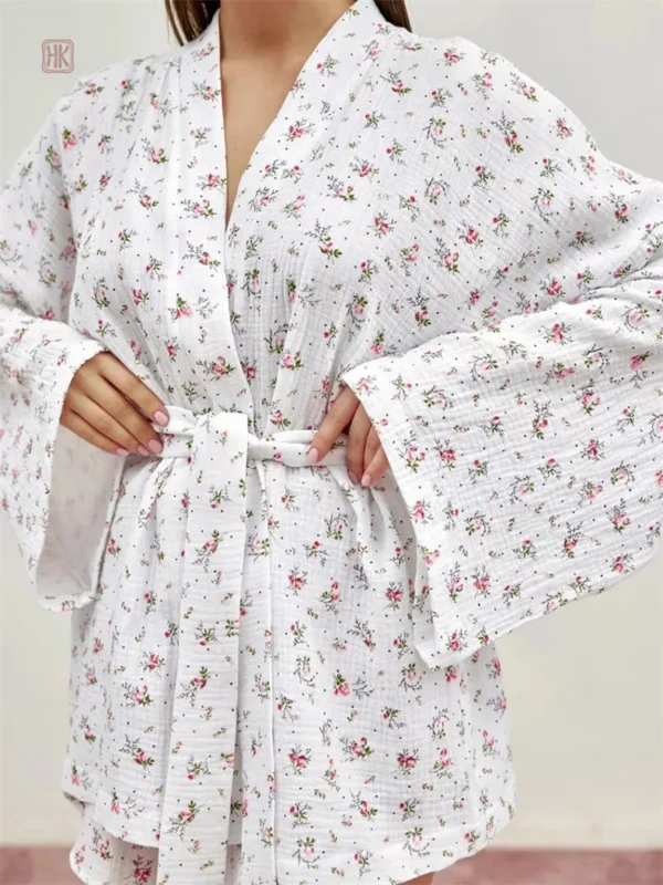 Ensemble de nuit kimono, design floral tendance