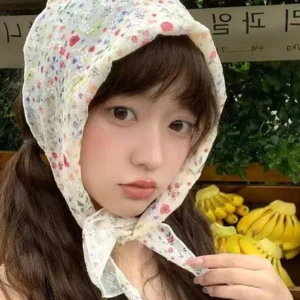 Foulard triangle vintage fleuri coloré pour femme tendance
