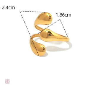 Accessoire féminin, grande bague minimaliste au design épuré