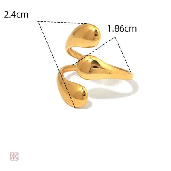 Accessoire féminin, grande bague minimaliste au design épuré