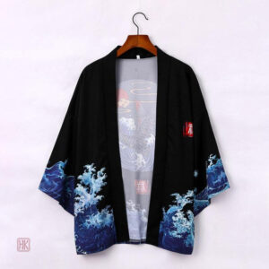 Veste kimono homme en noir, design élégant Koï