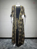 Vêtement féminin chic en tissu noir