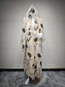 Style kimono avec impression florale sombre