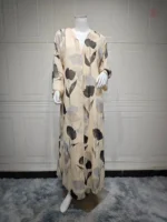 Abaya féminine à motifs floraux noirs