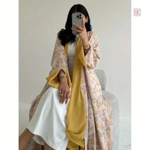 kimono-abaya-a-imprime-floral-design-1 Kimono floral élégant pour femmes