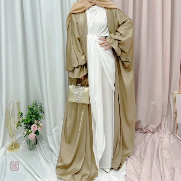 kimono-abaya-a-manches-bouffantes-beige-1 Kimono Abaya beige à manches bouffantes