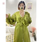 Abaya avec design moderne et élégant