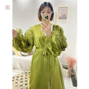 Abaya avec design moderne et élégant