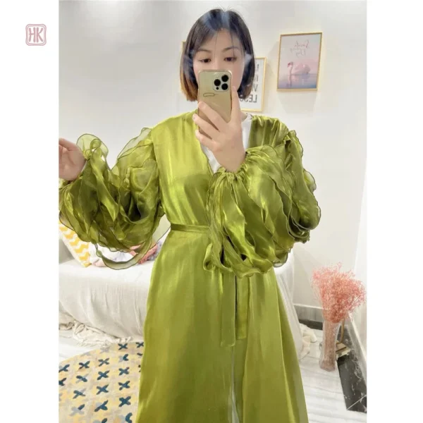 Abaya avec design moderne et élégant