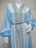 Abaya moderne avec manches bouffantes