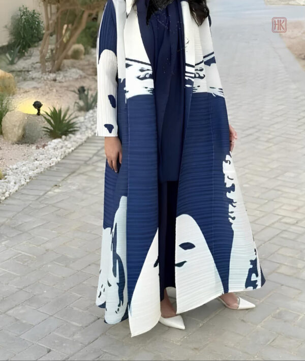 kimono-abaya-bleu-et-blanc-1 Kimono Abaya Bleu et Blanc élégant pour un style moderne