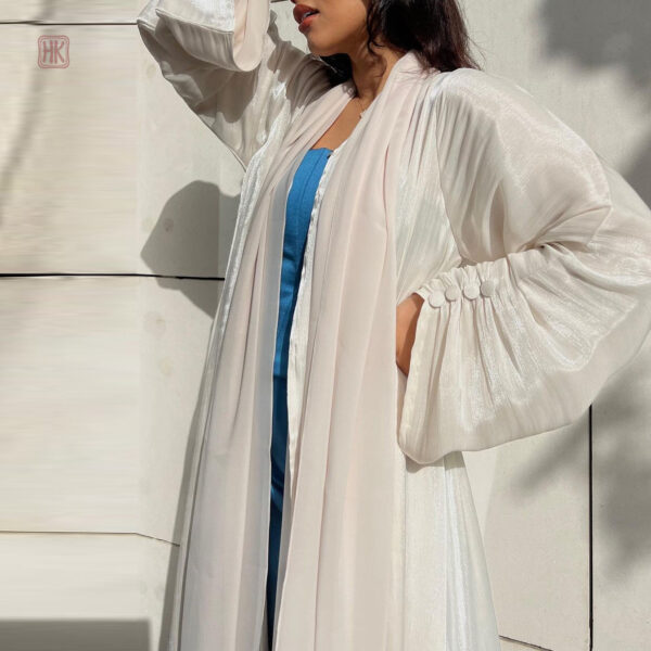 Abaya Kimono simple avec design minimaliste