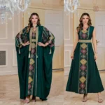 Robe brodée avec manches kimono