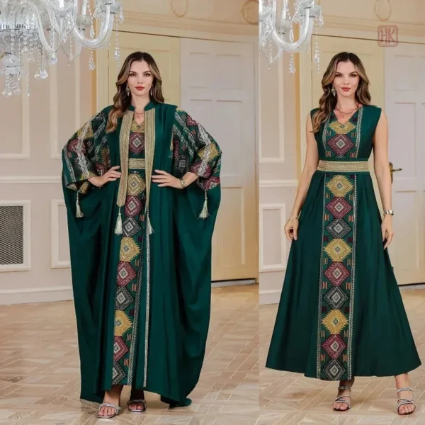 Robe brodée avec manches kimono