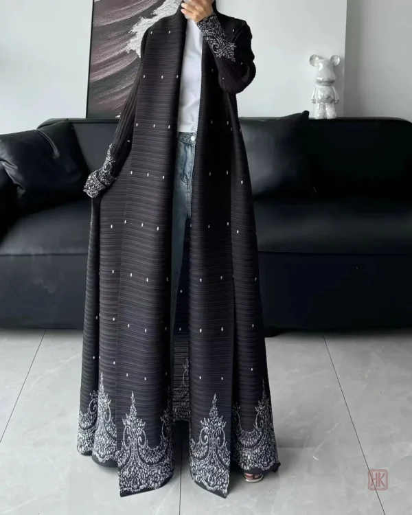 kimono-abaya-evase-a-plis-1 Kimono Abaya Évasé à Plis élégant pour un look chic
