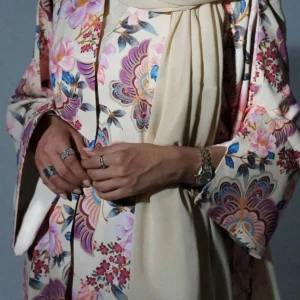 Abaya kimono à motifs floraux en rose doux