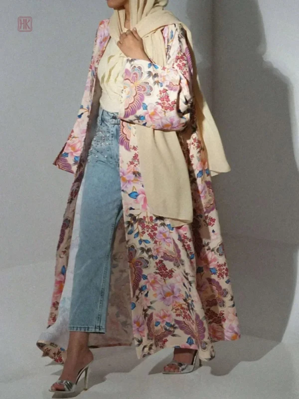 Kimono stylé avec fleurs roses pour femme