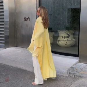 Abaya kimono jaune, style chic et moderne pour toutes occasions