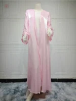 Kimono abaya rose, confort et élégance réunis dans un seul modèle