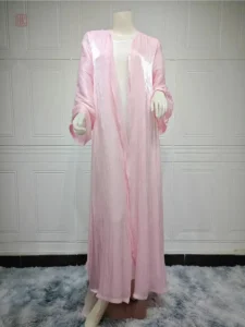 Kimono abaya rose, confort et élégance réunis dans un seul modèle