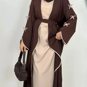 Abaya kimono marron avec détails à nœuds