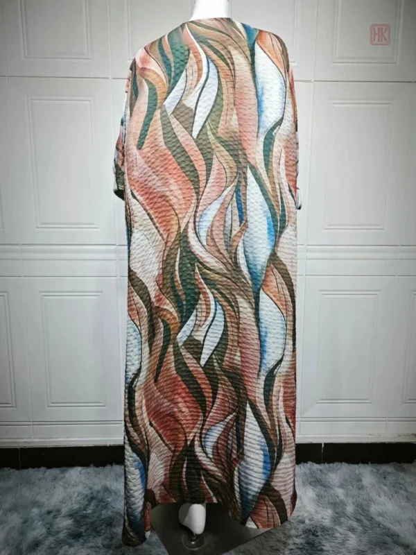 Style kimono avec détails modernes