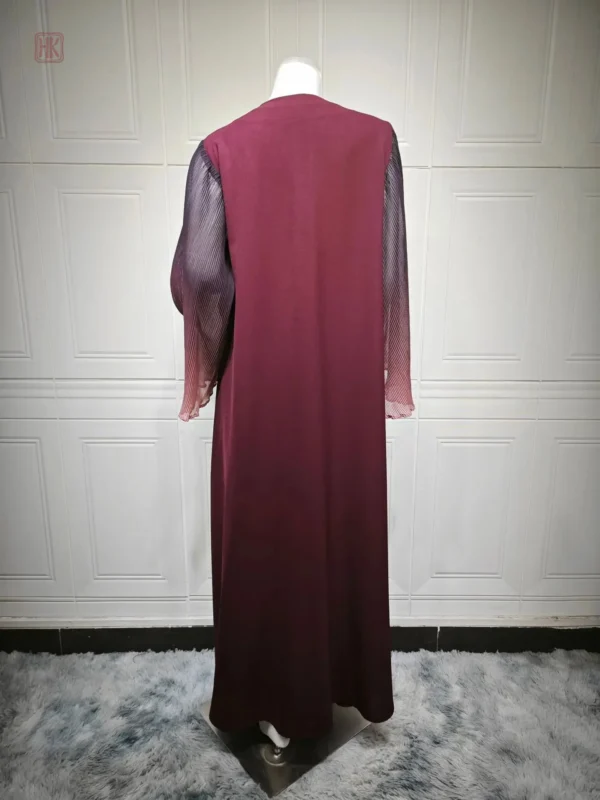 Kimono abaya avec des coupes contemporaines
