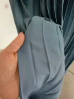Abaya légère et fluide de couleur bleue