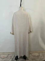 Kimono féminin, allure raffinée