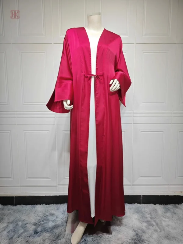 Vêtement Abaya Rouge Rayonnant