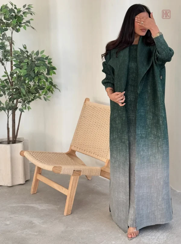 Abaya légère avec dégradé de vert